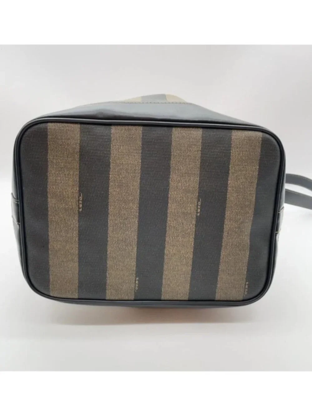 Fendi vintage pequin